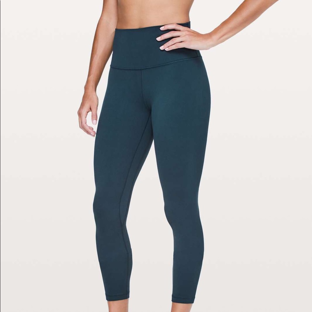 Lululemon Align Crop
